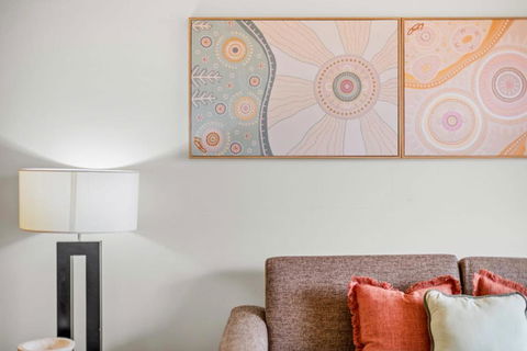 Apartment With City Views In East Perth - Accommodation Guide 4