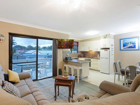 Apollo Unit 7 1st Floor - Accommodation Guide 0