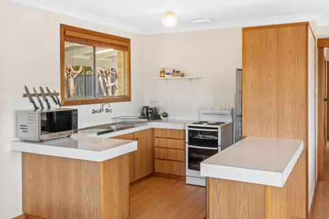 Apples - Accommodation Guide 1
