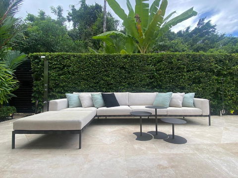 AQUA Beachfront Villa Port Douglas - Accommodation Guide 0