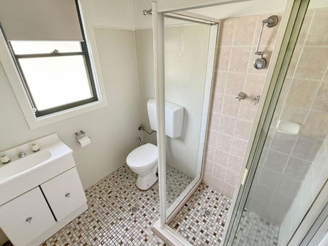 Aqua Cottage - Accommodation Guide 4