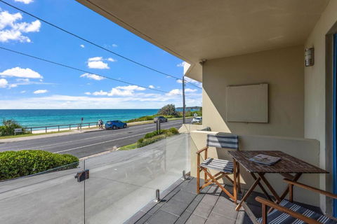 Aqua Shores Studio - Accommodation Guide 0