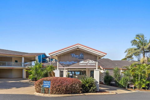 Aqualuna Beach Resort - Accommodation Guide 1