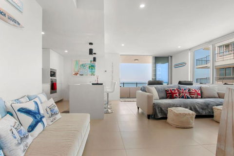 Aquaview Unit 604, 29 Canberra Tce, Kings Beach - Accommodation Guide 0