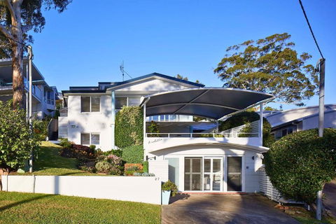 Arabella - Accommodation Guide 4