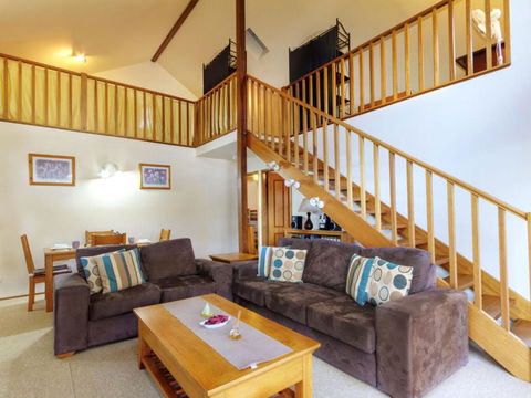 Araluen - Accommodation Guide 4