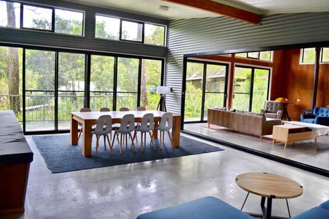 Aranakie- 7 Grey Street Arakoon - Full Linen Provided - Accommodation Guide 1