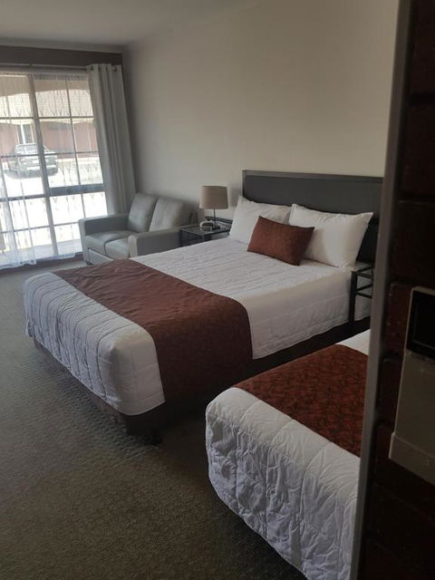 Ararat Colonial Lodge Motel - Accommodation Guide 3