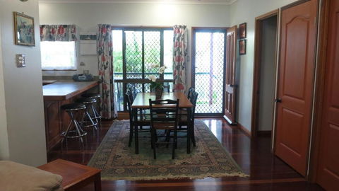 Arcadia Gardens - Accommodation Guide 4