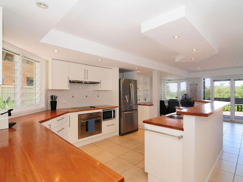 Arcadia By Jervis Bay Rentals - Accommodation Guide 2