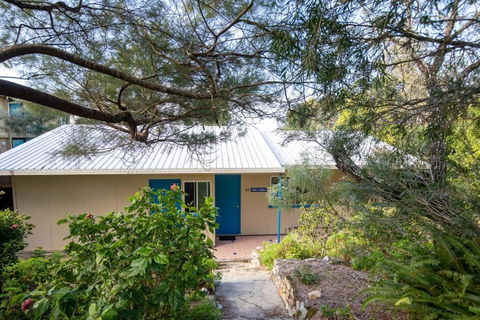 ARCADIA -Straddie Original 3 Bedroom House With Ocean Views - Accommodation Guide 0