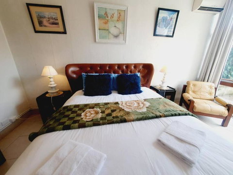 Architectural Bright Open 2B&1B Home With A Private Garden At Yarralumla - Accommodation Asia 2