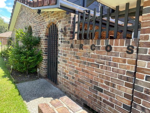 Arcos - Accommodation Guide 0