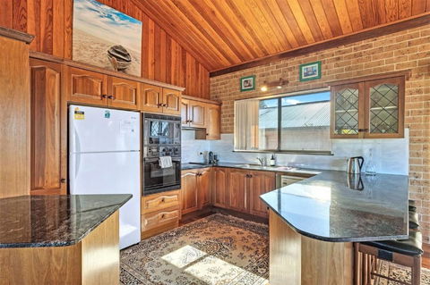 Argia Jervis Bay - Accommodation Guide 1