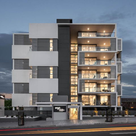 Argo Apartments - Accommodation Guide 1