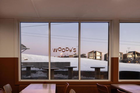 Arlberg Hotel Mt. Buller - Accommodation Guide 3