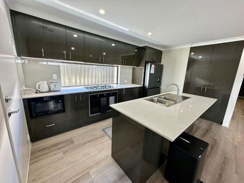 Arlia - Busselton - Accommodation Guide 3