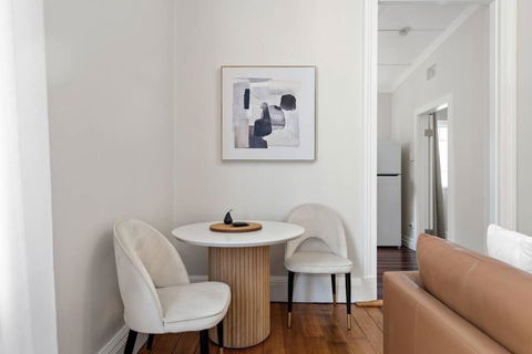 Art Deco W Modern Twist 1Bed 1Bath 1Car New Farm - Accommodation Guide 1