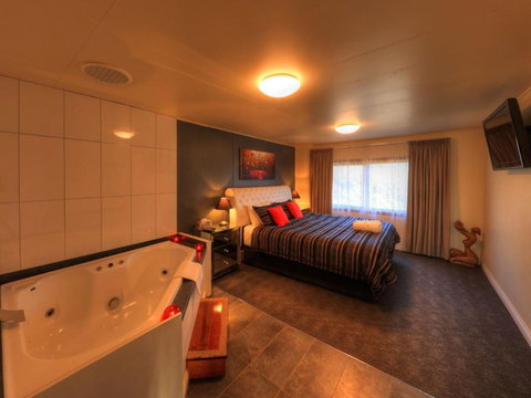 Arthur River Spa Cottage - Accommodation China 4