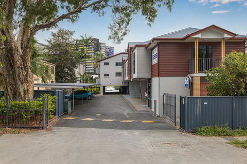 Asraport Motel - Accommodation Guide 4