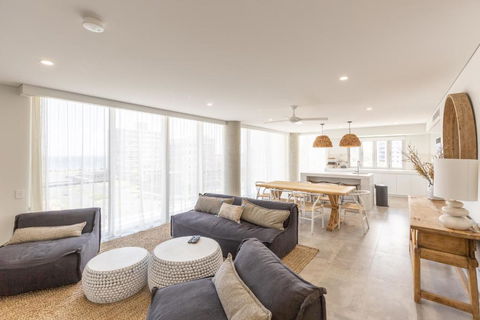 Astina Suites, Forster - Accommodation Guide 3