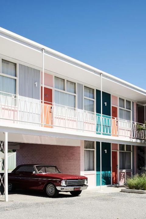 Astor Hotel Motel - Accommodation Guide 4