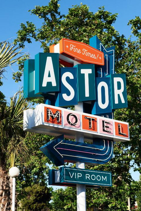Astor Hotel Motel - Accommodation Guide 0