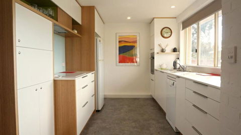 At Elizabeths - Accommodation Guide 1
