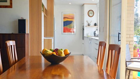 At Elizabeths - Accommodation Guide 3