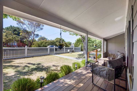 At Lila Rose Rye - Walk To Beach And Shops. - Accommodation Guide 4