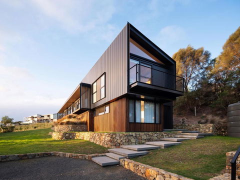 Atelier - Accommodation Guide 1