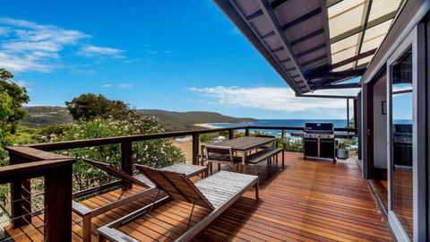Atlas Beach House - Accommodation Guide 4