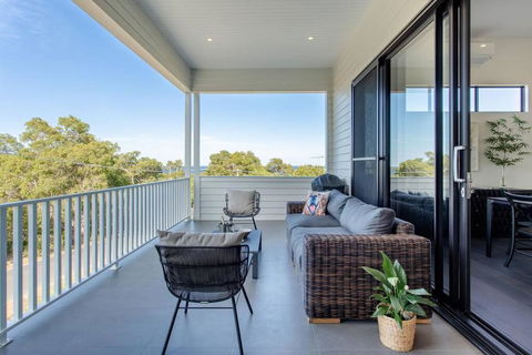 Attunga I Private Properties - Accommodation Guide 2