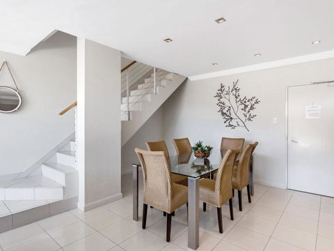 Aura Apartments Unit 13 59 Shoal Bay Road - Accommodation Guide 3