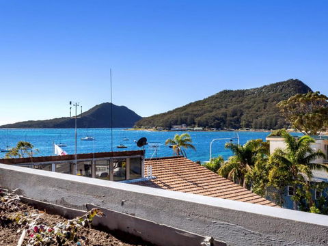 Aura Apartments Unit 13 59 Shoal Bay Road - Accommodation Guide 0