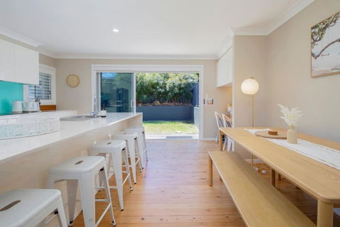 Aurora Grove - A Familly Retreat At Caves Beach - Accommodation Guide 4