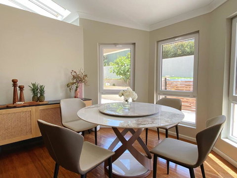 Aussie Escape Poolside Comfort And Relaxation - Accommodation China 4