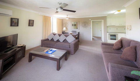 Aussie Resort - Accommodation Guide 2