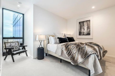 Australia 108 Skyhigh Luxury With Sweeping Views - Accommodation Guide 0