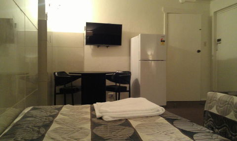 Avalon Motel - Accommodation Guide 3