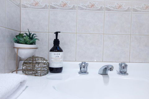 Aveley - Daylesford - Accommodation Guide 3