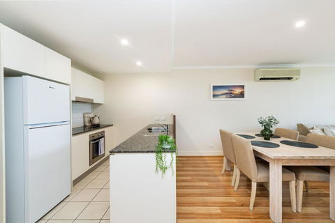 Avenue 16 - Accommodation Guide 4