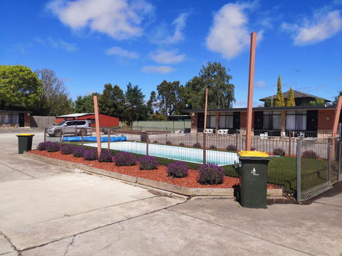 Avenue Motel - Accommodation Guide 3