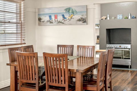 Avondale 7 Cashmore Street - Accommodation Guide 4