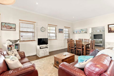 Avondale 7 Cashmore Street - Accommodation Guide 3