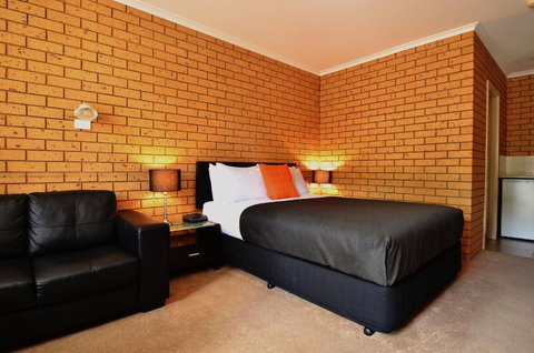 Avondel Motor Inn - Accommodation China 3