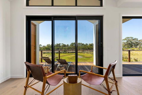 Awakening Broadbeach - Wifi, Linen - Accommodation Guide 4