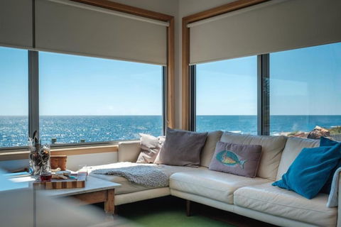 Awesome Beach House Bicheno - Accommodation Guide 1