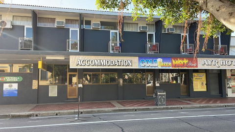 Ayr Hotel - Accommodation Guide 0