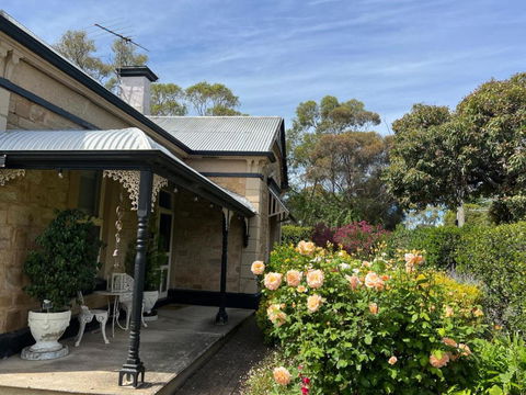 Azalea Cedar-Rose Barossa Valley Villa - Accommodation Guide 2